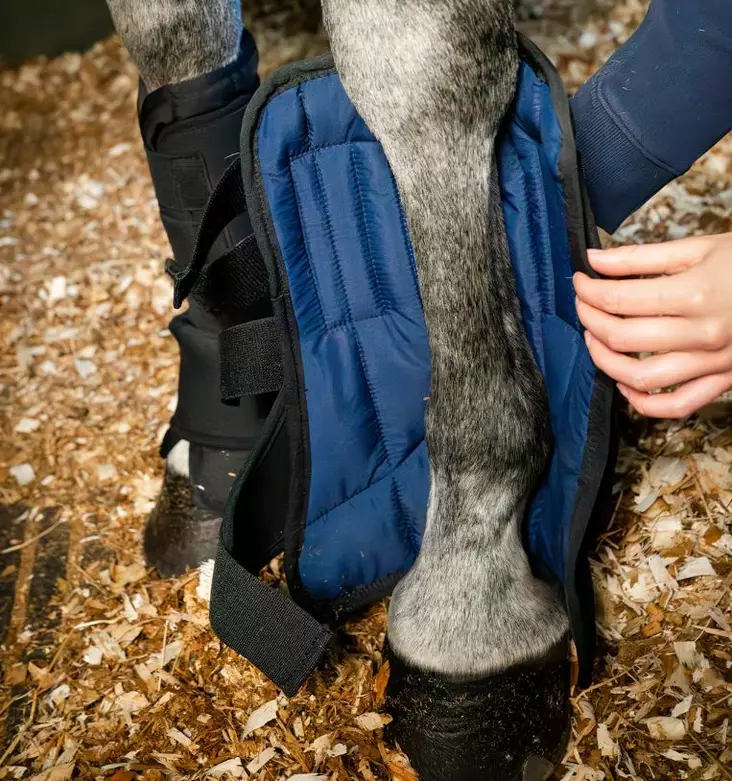 Ionicpatjat Stable Boot Ionic Liner pari 30,5x40,5cm L musta Horseware - Terapia ja kylmäys tarvikkeet hevoselle - 056040 - 1