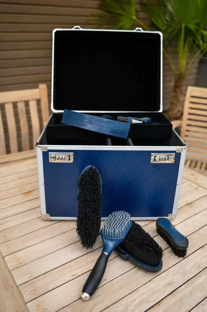 Tarvikeboxi Pearl alumiinivahvisteilla 38x28x30cm tummansininen HKM-sports - Hevosen varusteiden kuljetus ja säilytys - 056141 - 2