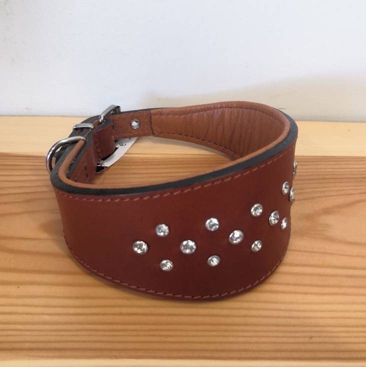 Vinttikoirapanta nahkaa 40cm ruskea-konjakki strassein Onega - Koiran solkipannat - 027741 - 1