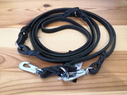 Monitoimitalutin rasvanahkaa BGB-lukolla 8mm/270cm musta Onega - Koiran nahkataluttimet - 033782 - 2