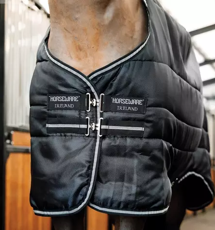 Talliloimi Easy-Layer Stable+ irrotettavalla kaulakappaleella 200g Black/Black & Silver Horseware - Hevosen toppatalliloimet - 059572 - 2