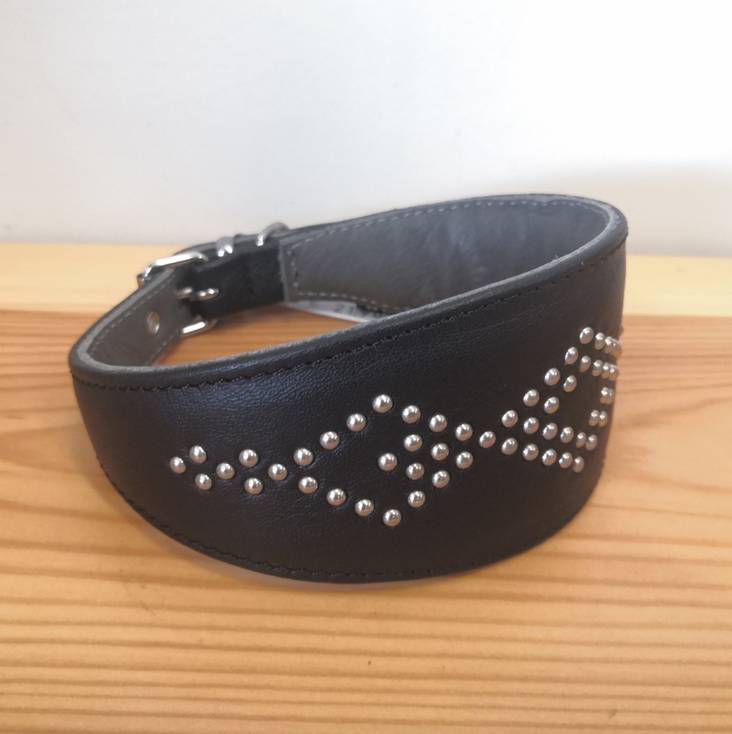 Vinttikoirapanta nahkaa niiteillä 35cm musta Onega - Koiran puolikiristävät pannat - 029692 - 1