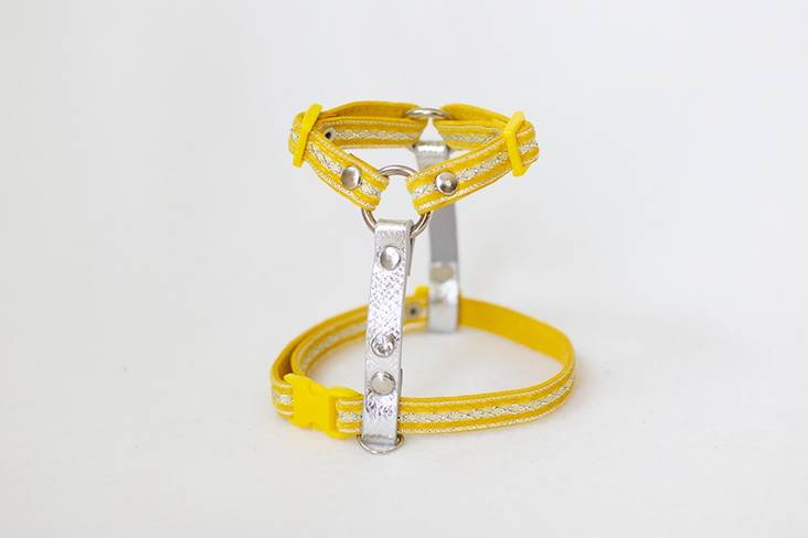 Y-valjas Mini kelta-hopea Lavellas - Pieneläinten ulkoilu ja kuljetus - 029533 - 1