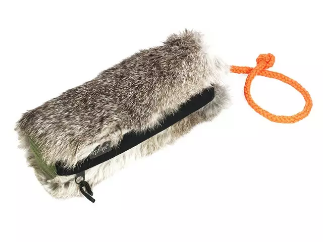 Herkkudami Snack kaninkarvapäällysteellä Mystique - Dummyt, riistakoulutus, metsästys - 049433 - 1