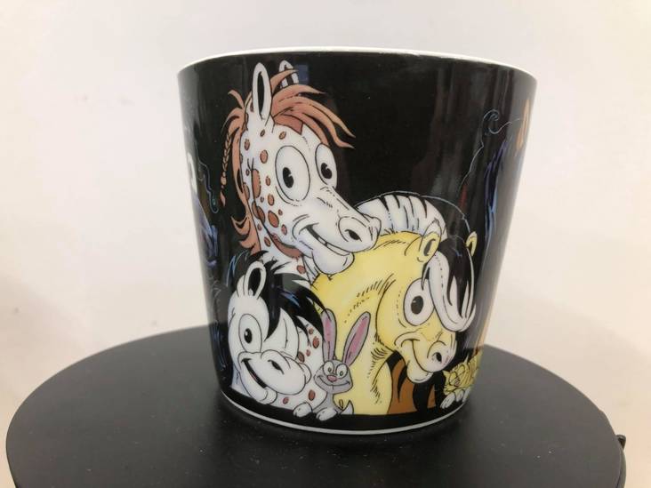 Muki Polle ja Ystävät 3,5dl musta Martinex - Koti ja sisustus - 026844 - 1