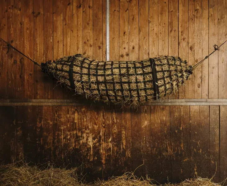 Heinäverkko Tunnel 2m/7cm musta Hippotonic - Hevosen ruokinta-astiat ja ämpärit - 051004 - 1