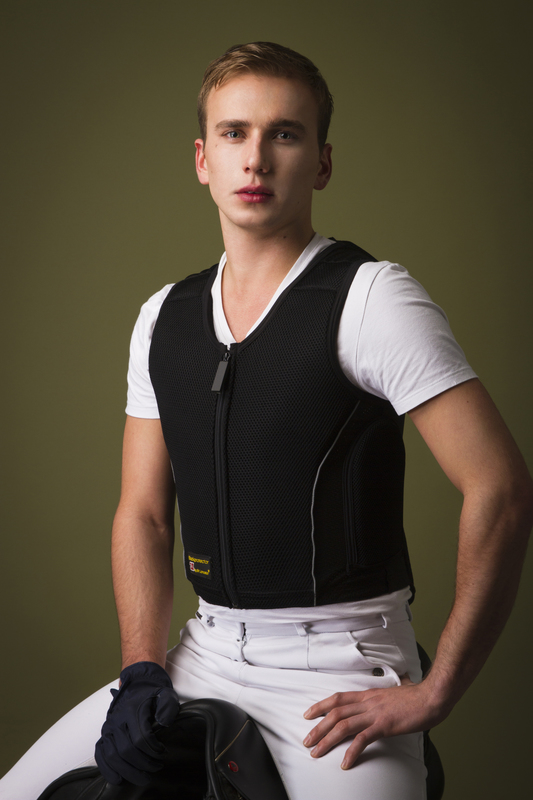 Selkäsuoja 3X 14v musta Sir Lancelot - Raviturvaliivit - 035315 - 1