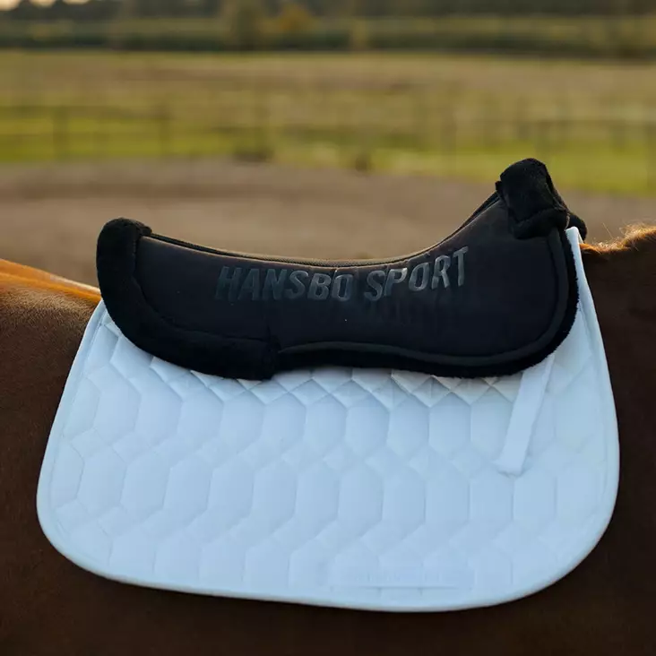 Karvaromaani tekoturkiksella musta FULL Hansbo Sport - Ratsun satulahuovat ja romaanit - 056505 - 1