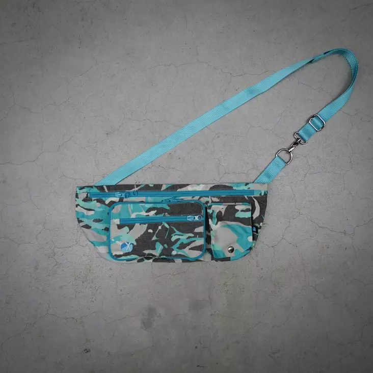 Namitasku Skew Bag ice sininen AnnyX LIMITED EDITION - Namitaskut ja koulutusliivit - 052455 - 1