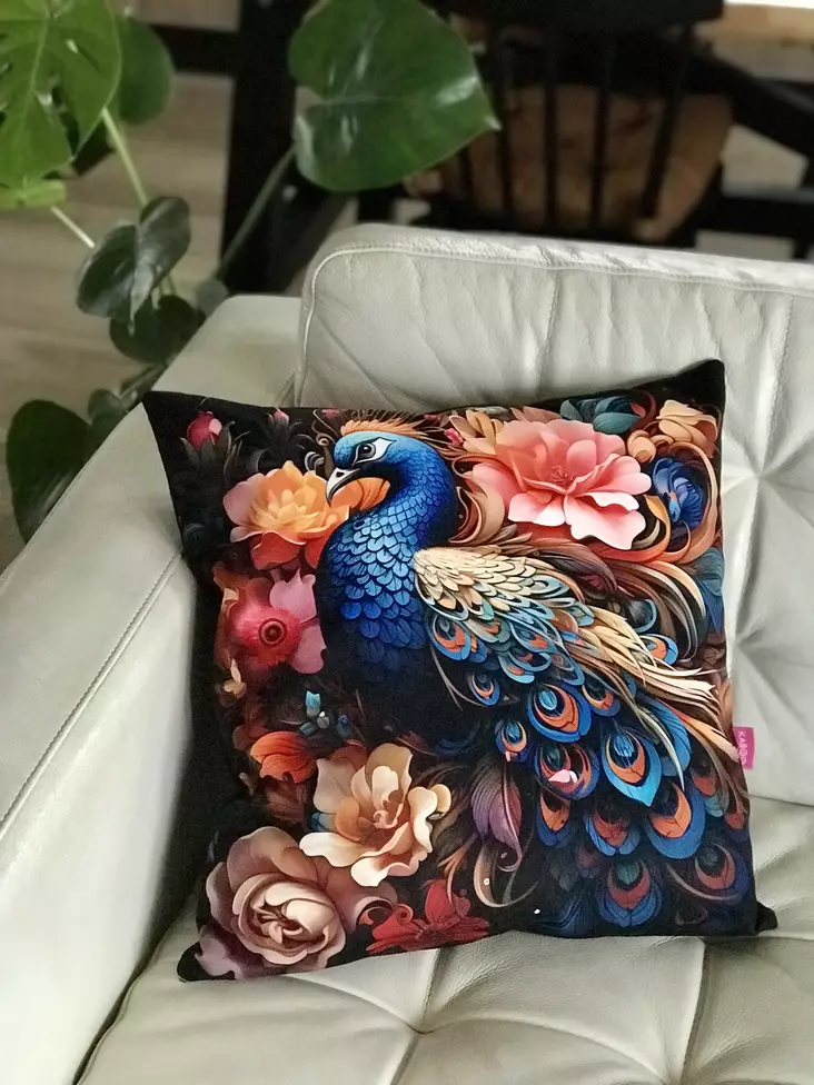 Tyyny riikinkukko 45x45cm KABOO - Koti ja sisustus - 038025 - 1