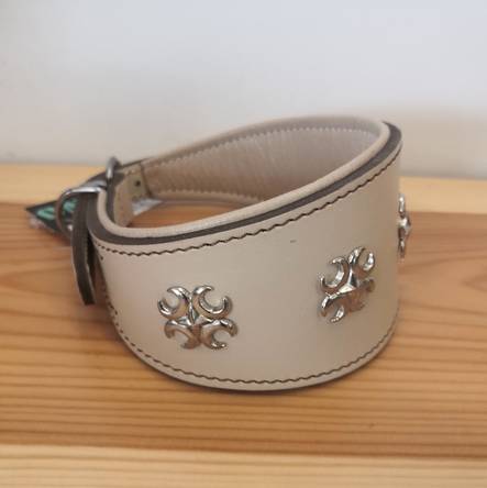 Vinttikoirapanta nahkaa koristein 38cm champagne Onega - Koiran solkipannat - 029696 - 1