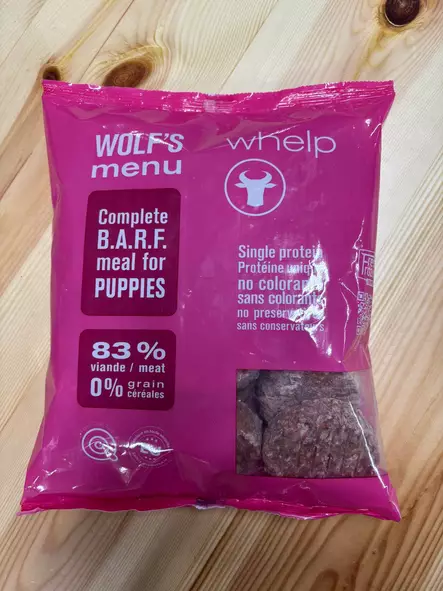Pentu täysravinto nauta 800g pakaste Wolfs Menu Therapy - Koiralle pakastelihat ja -elimet - 056927 - 2