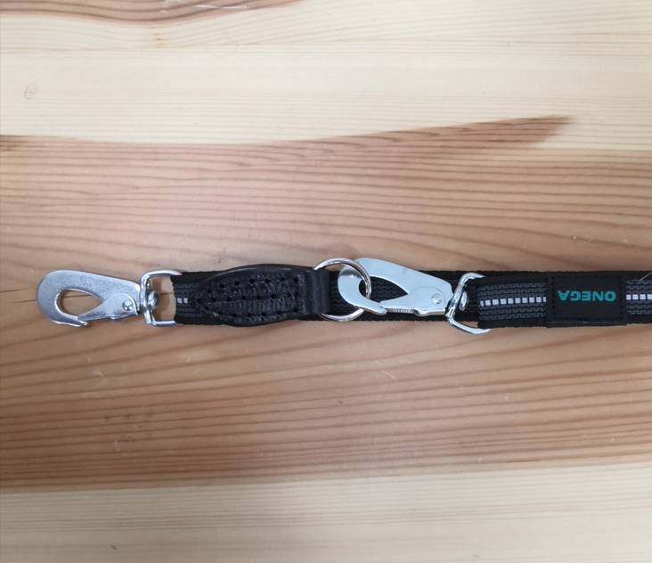 Monitoimitalutin grip heijastava BGB-lukolla 20mm/2,5m musta Onega - Koiran Grip -taluttimet - 033277 - 1