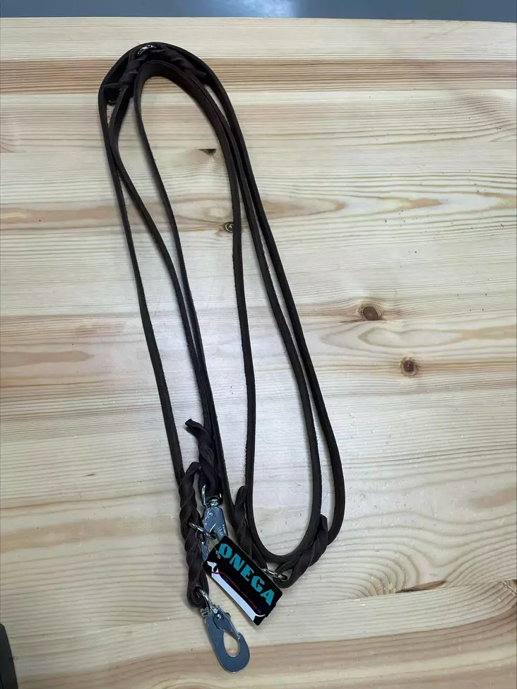 Monitoimitalutin rasvanahkaa BGB 16mm 330cm ruskea ONEGA - Koiran nahkataluttimet - 053637 - 1