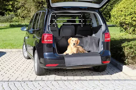 Tavaratilan suojus 164x125cm musta Trixie - Koiran autoilutarvikkeet - 044918 - 1