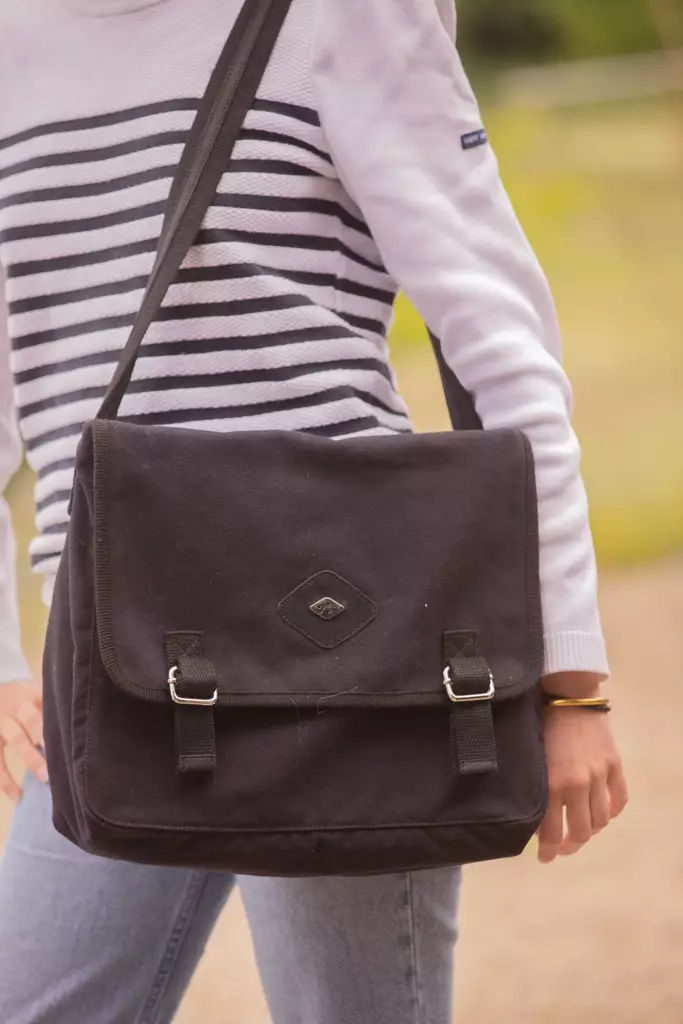 Olkalaukku US Bag 30x35x10cm musta Penelope - Ratsastajan asusteet - 053148 - 1