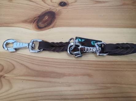 Monitoimitalutin rasvanahkaa pistoolilukolla 18mm/270cm ruskea Onega - Koiran nahkataluttimet - 033269 - 2