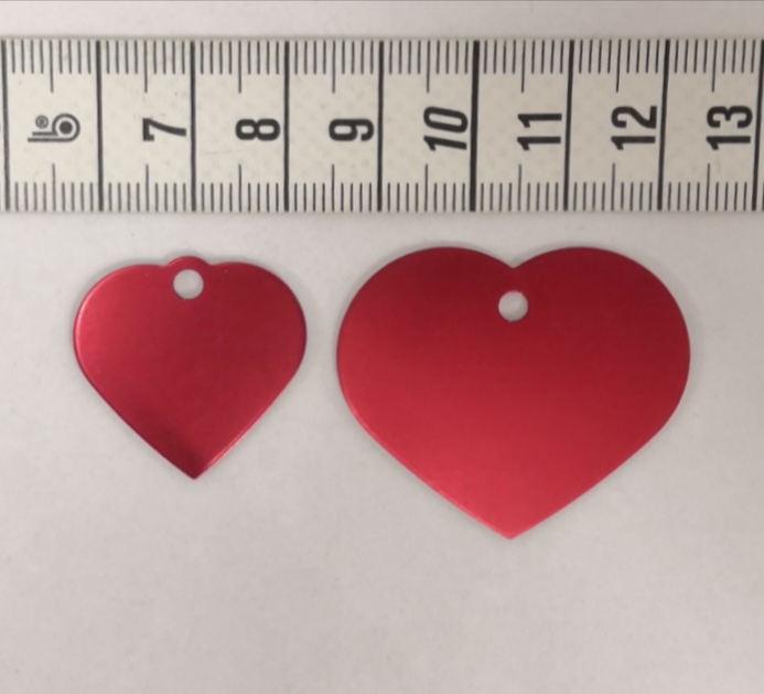 Kaiverruslaatta sydän punainen iMARC - Nimi- ja kaiverruslaatat - 032289 - 1