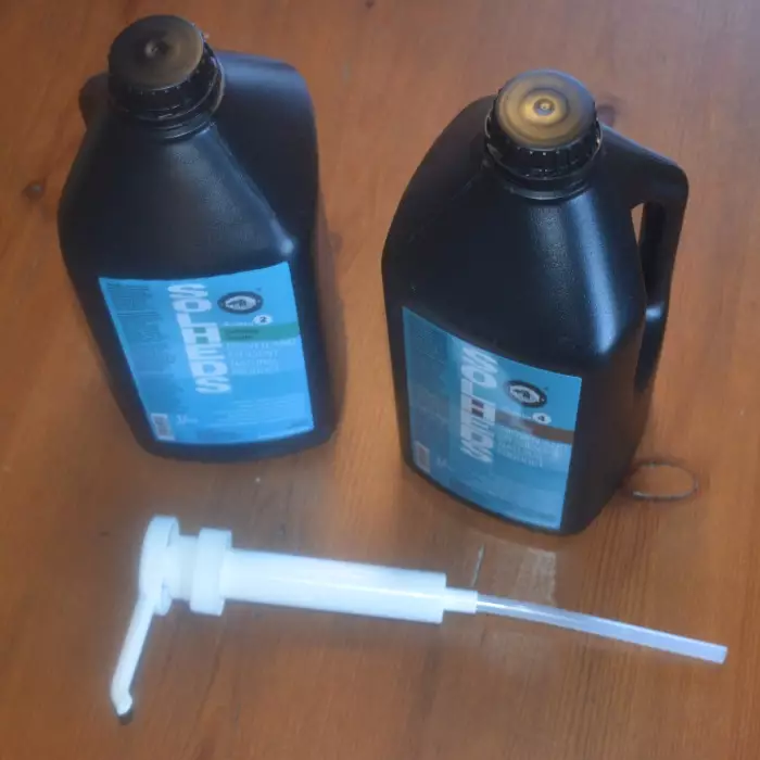 Annospumppu 2,5L pulloihin Solheds - Hevosen hoito-, ja kiillotusaineet - 052249 - 1