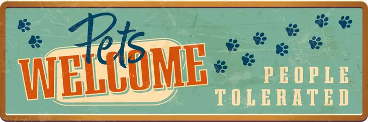 Metallikyltti "Pets welcome people tolerated" 27x9cm Flamingo - Varoitus- ja huomiokyltit - 059319 - 1